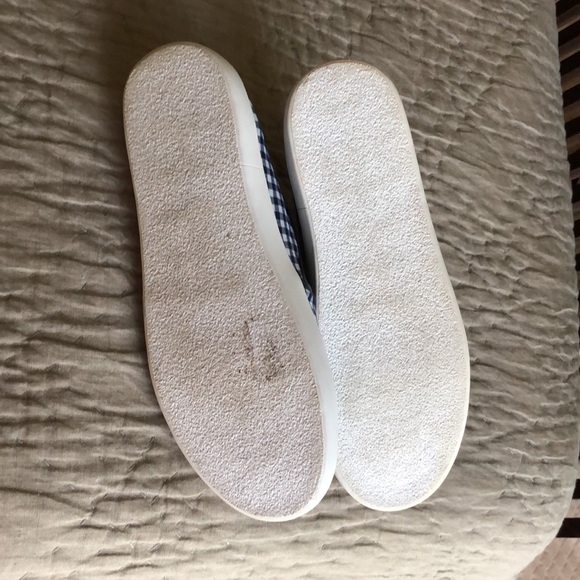 Cute navy and white gingham deck shoes - Picture 3 of 4